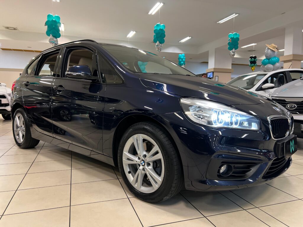 BMW 220i