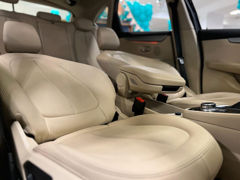 BMW 220i