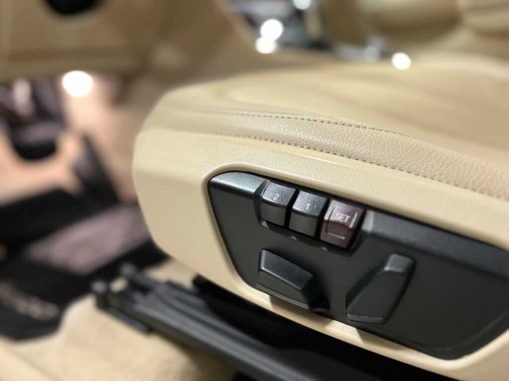 BMW 220i