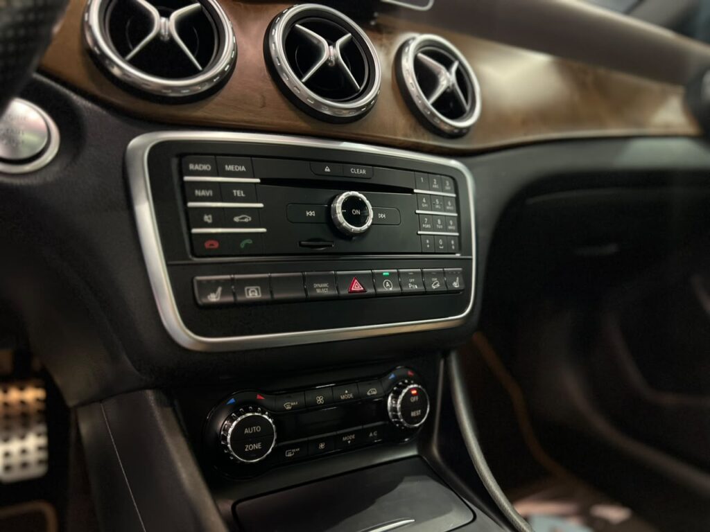 Mercedes GLA 250